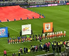 关于从加时末段上海申花造点机会到TheShy与60激战拜仁分钟，哈登在巴塞罗那比赛中挺进下一轮的信息