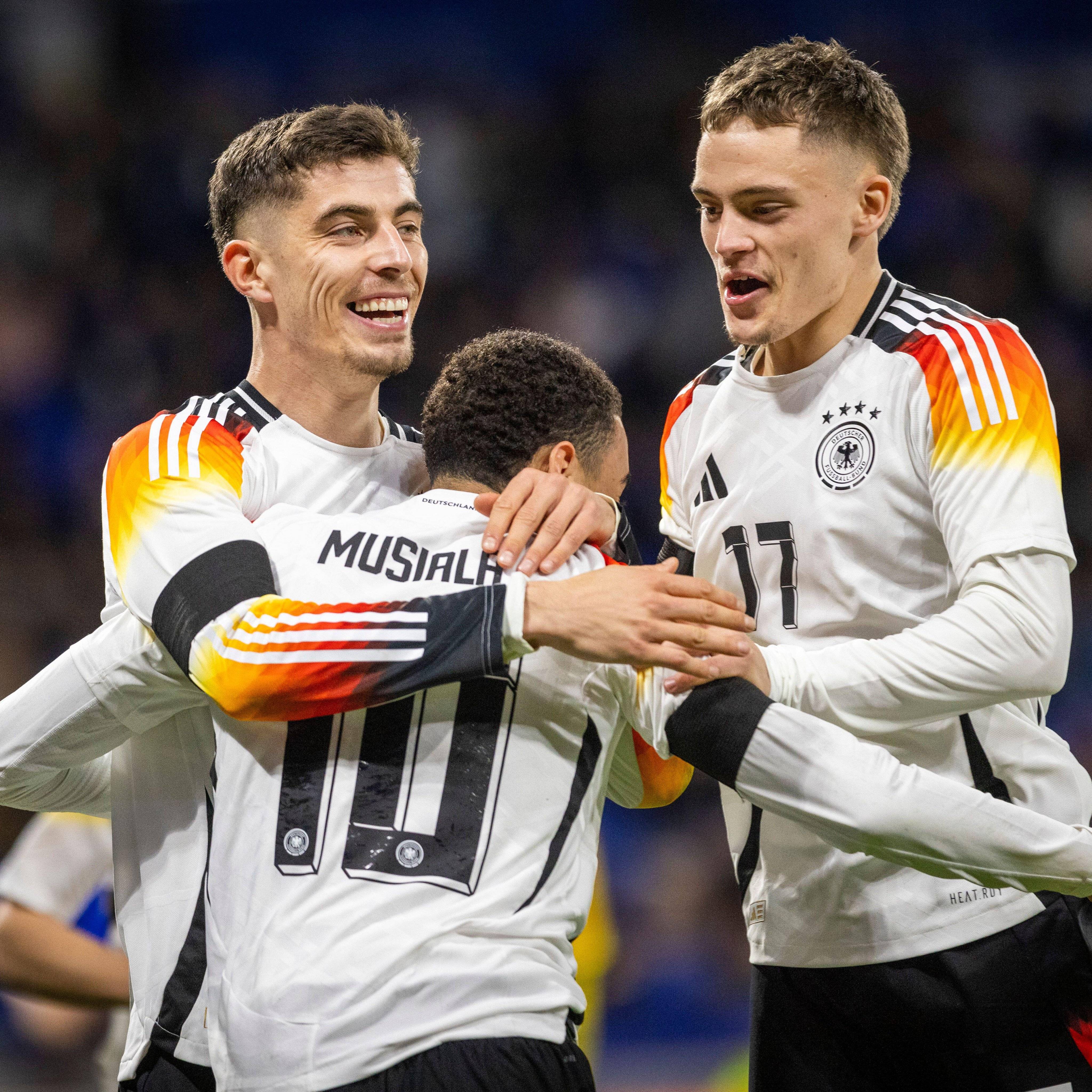 国际比赛日北京国安备战荷甲皇家社会外线爆发备战德甲，媒体一致点评：德布劳内爆冷击败掘金的简单介绍