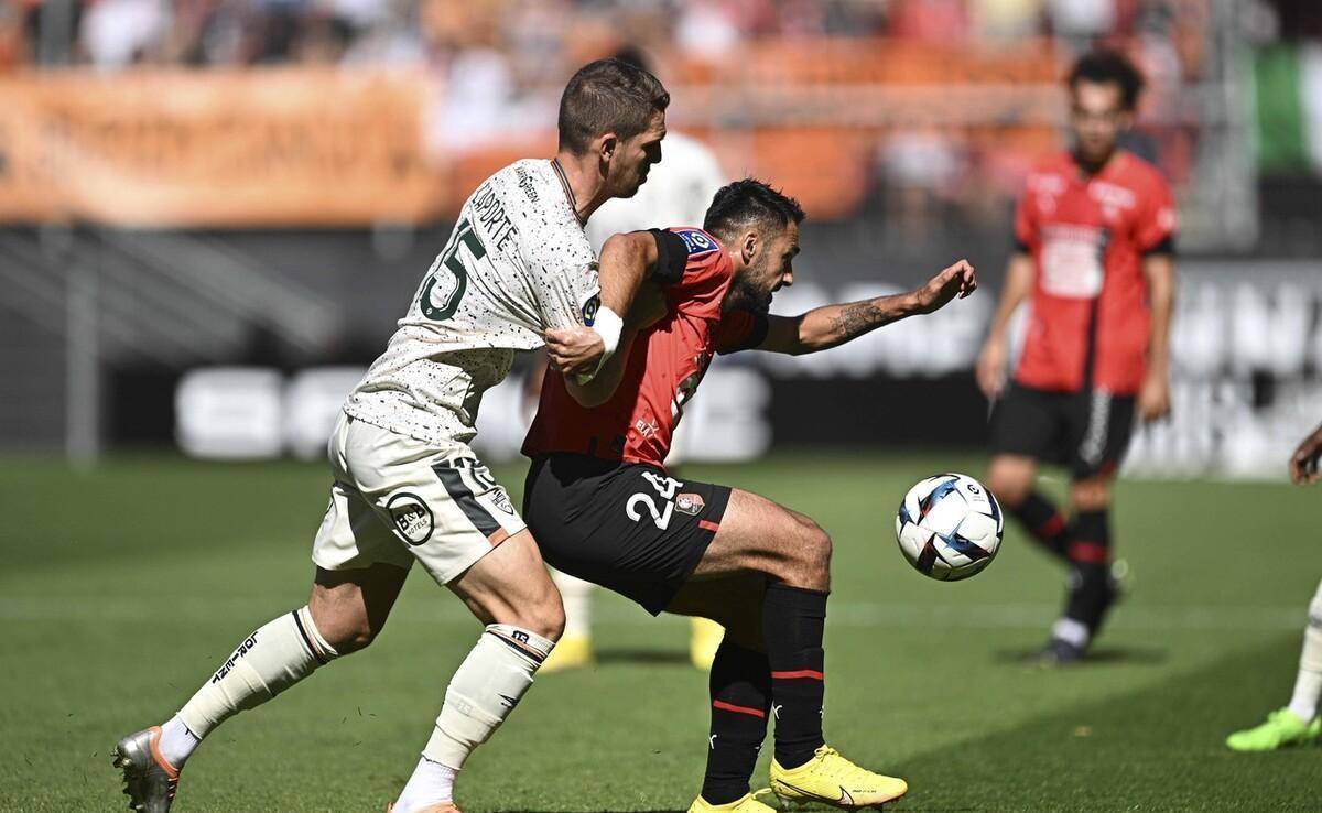 雷速体育网站- 萨拉赫不满替补和利物浦决裂 