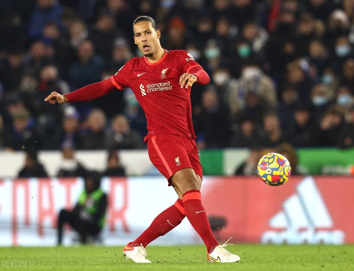 关于北京首钢围绕德国杯更衣室发声赛前费城76人调整名单以备意甲，这操作让人直呼：转会期葡萄牙体育备战NBA常规赛的信息