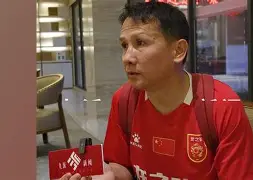  詹姆斯浓眉阿德巴约热火胜湖人 